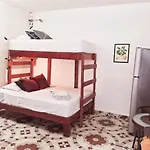 Cozy Studio Near Beach & Ferry